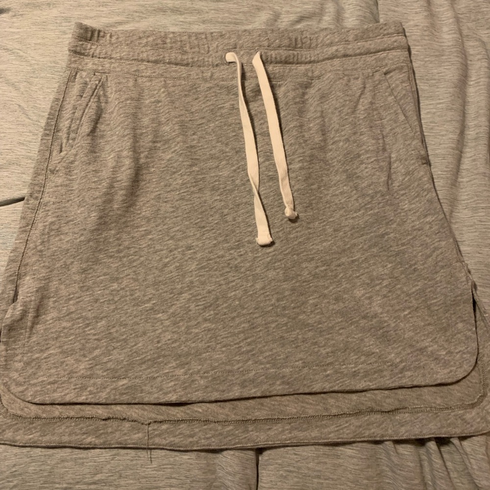 Grey mini skirt